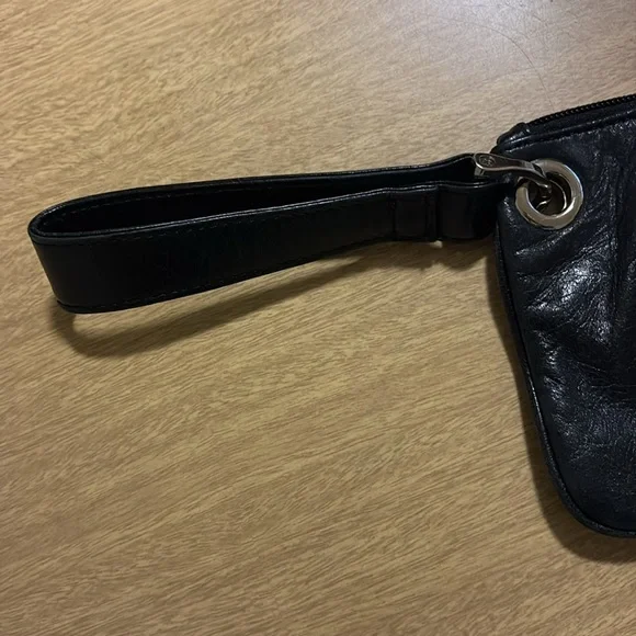 Hobo black leather wristlet - Picture 4 of 5